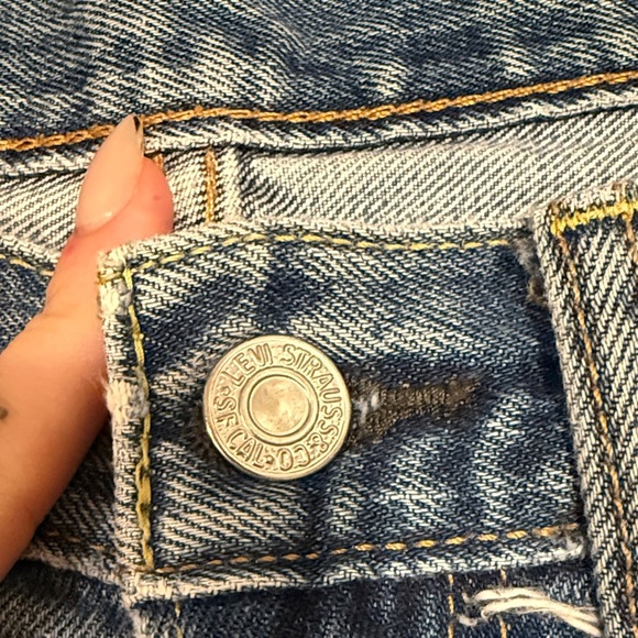 Vintage Levi’s 505s Blue Denim Cutoff Shorts - Picture 3 of 10